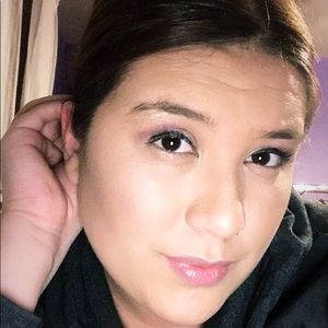 Meet your Posher, Dolores